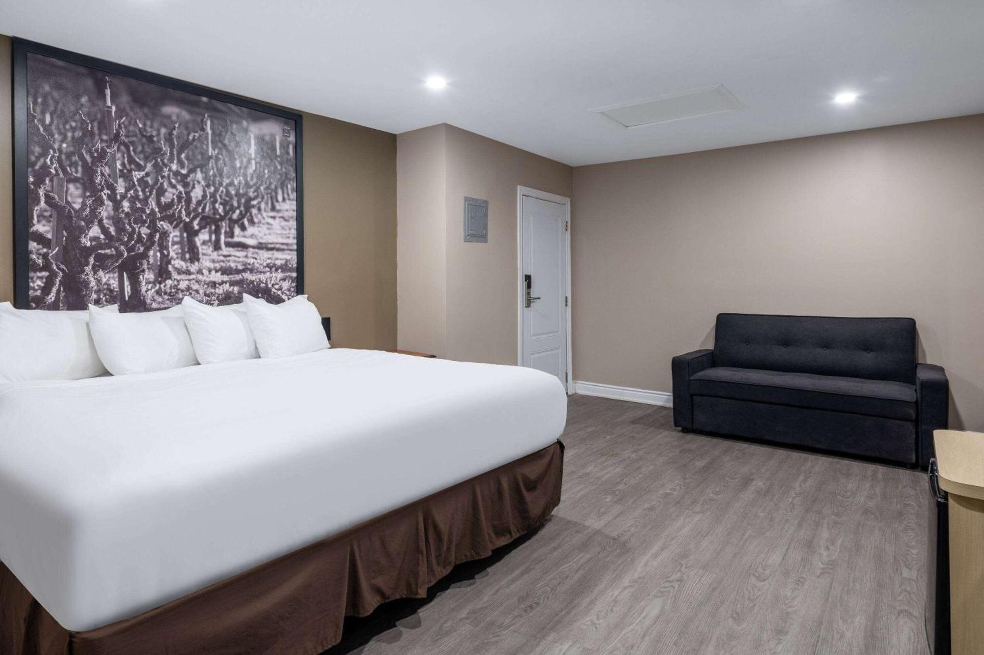 Super 8 By Wyndham Niagara Falls On Exterior foto